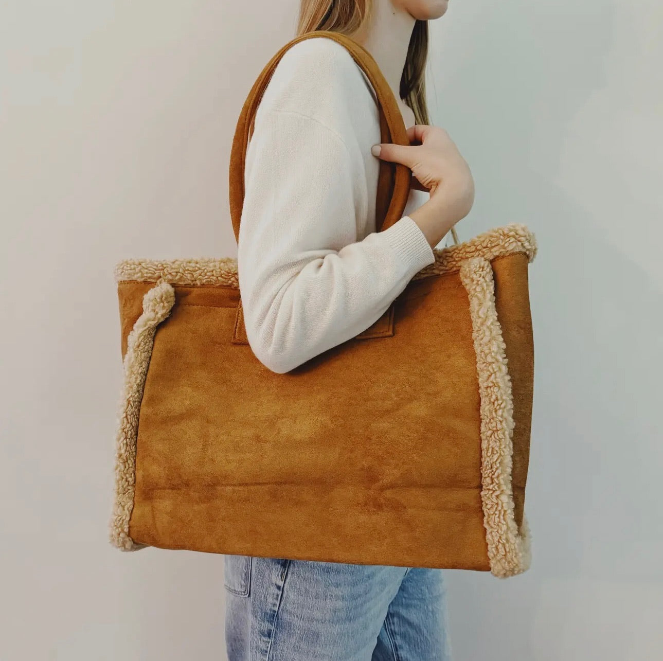 Teddy Cozy Tote Shoulder Bag - * 2 Colors *