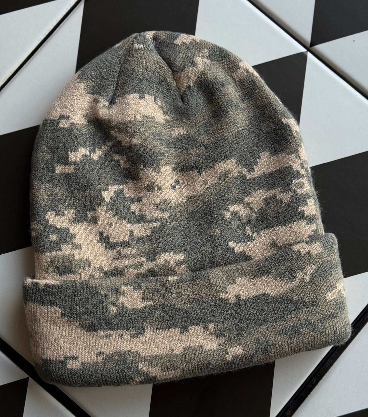 Camouflage Patterns Cuff Knitted Beanie - * Multiple Colors *