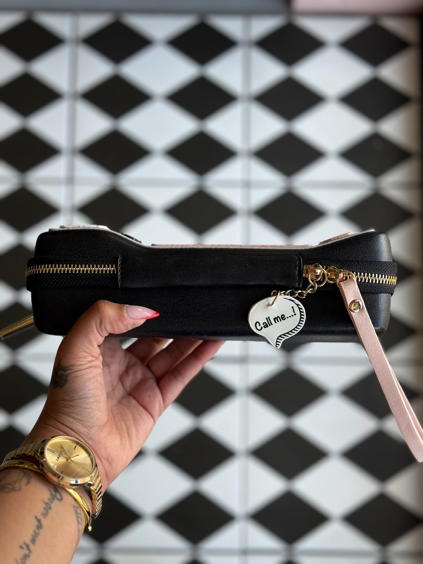 Handheld Phone Clutch