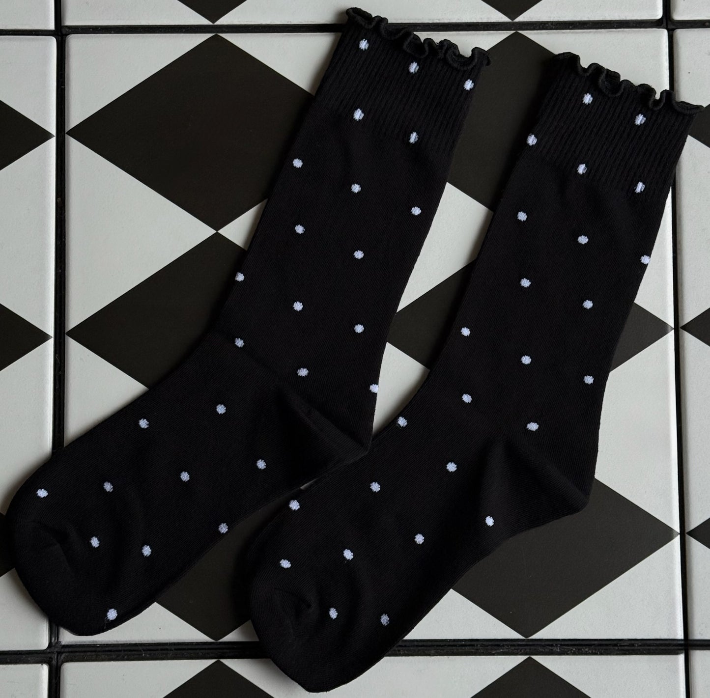 Lettuce-Edge Ankle Socks - * Multiple Colors *