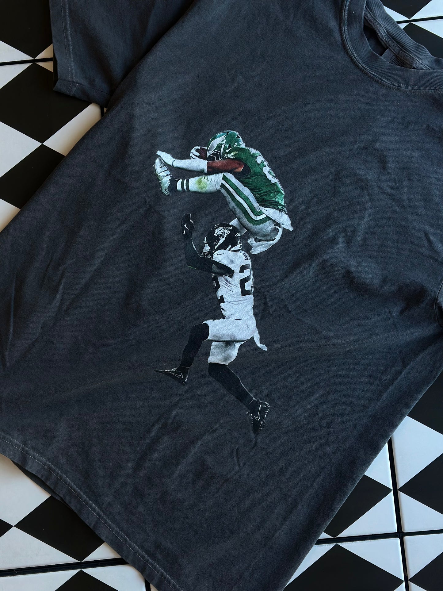 Saquon Barkley Hurdle Graphic Tee - Grey