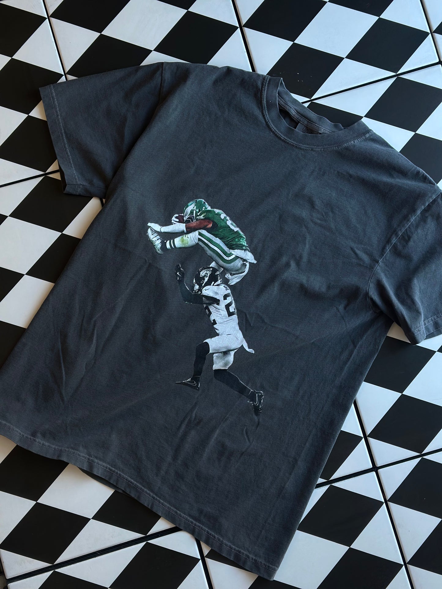 Saquon Barkley Hurdle Graphic Tee - Grey