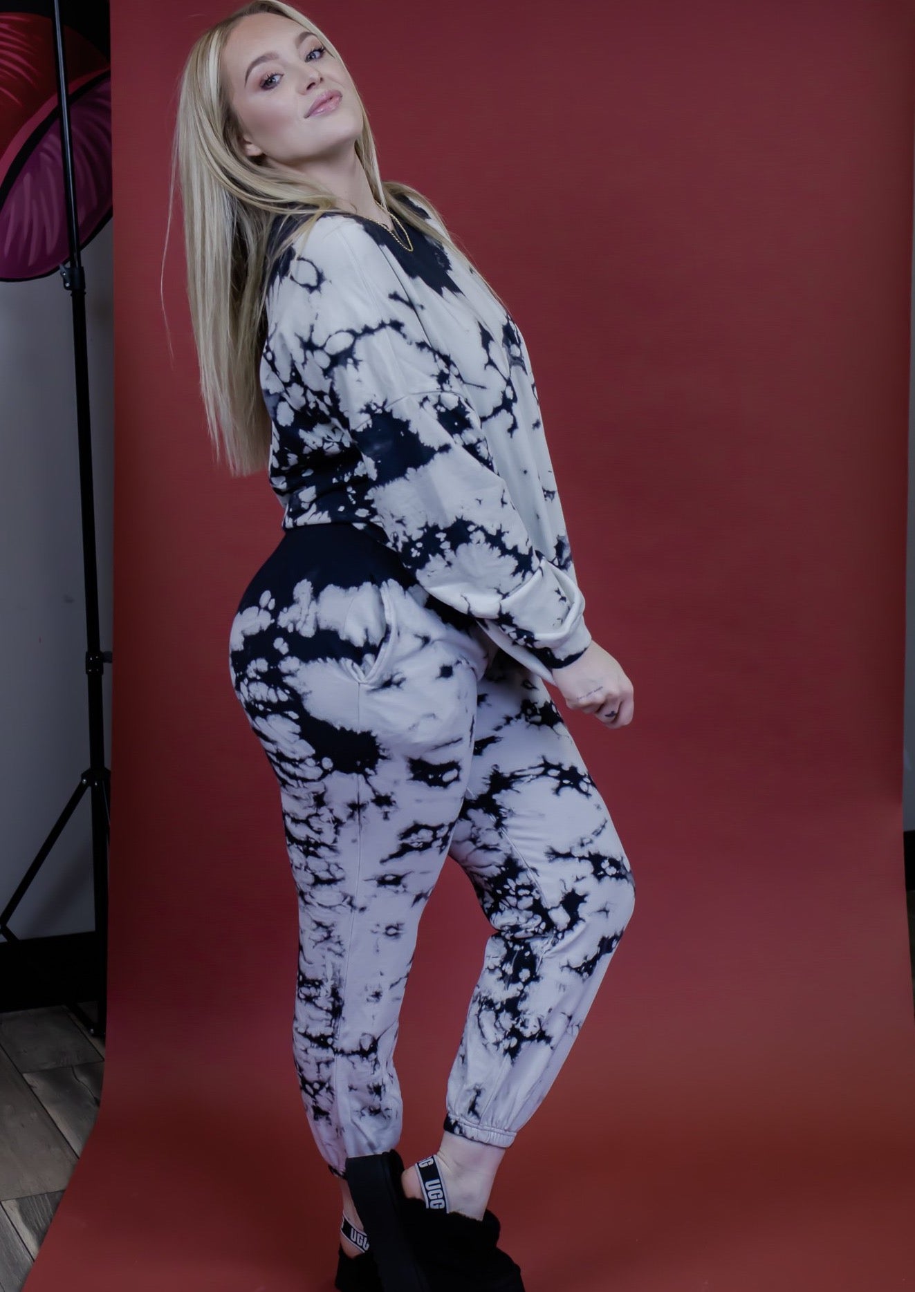 The Cool Girl Sweatsuit - Black & White