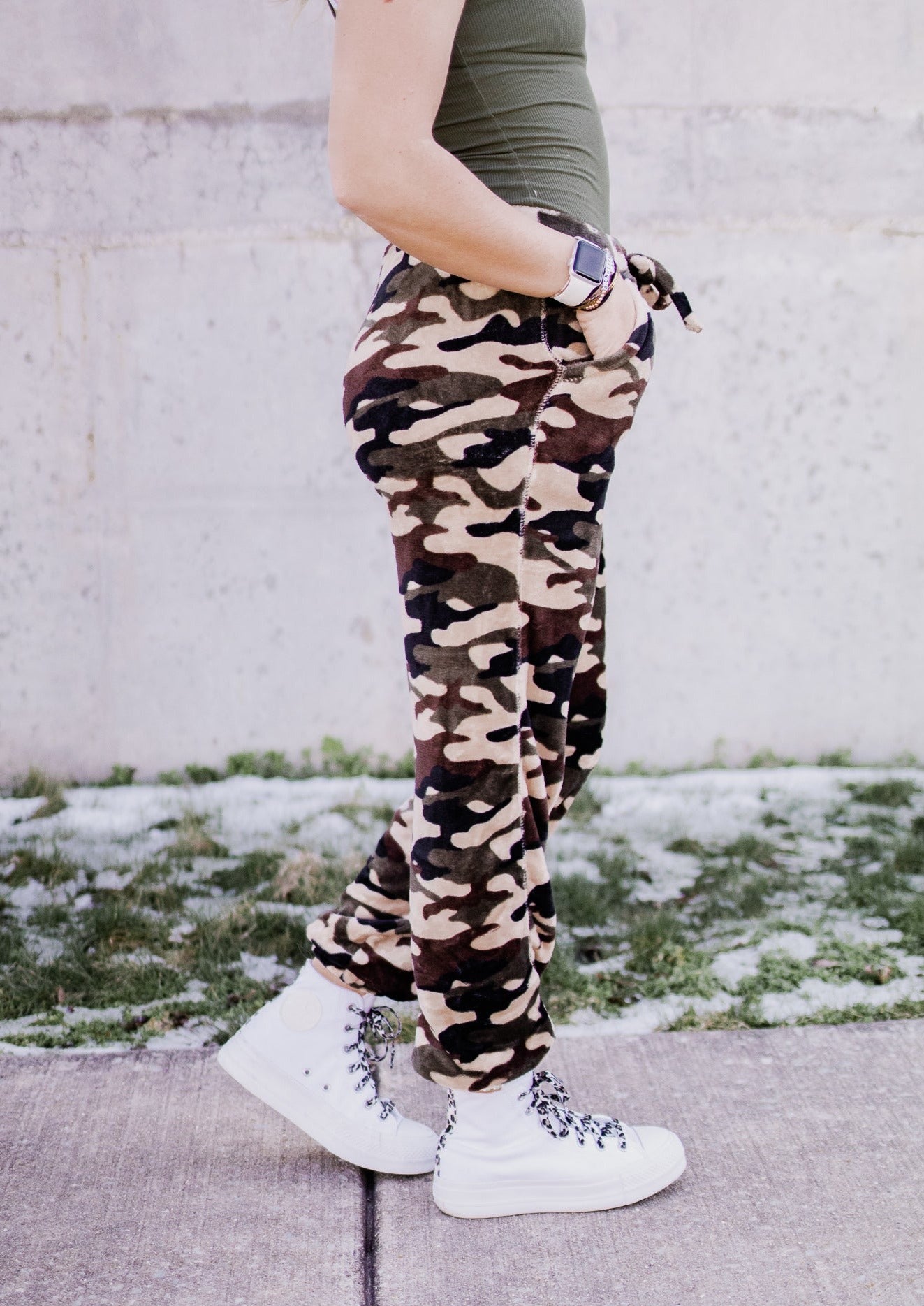 Comfy Queen Camo Jogger