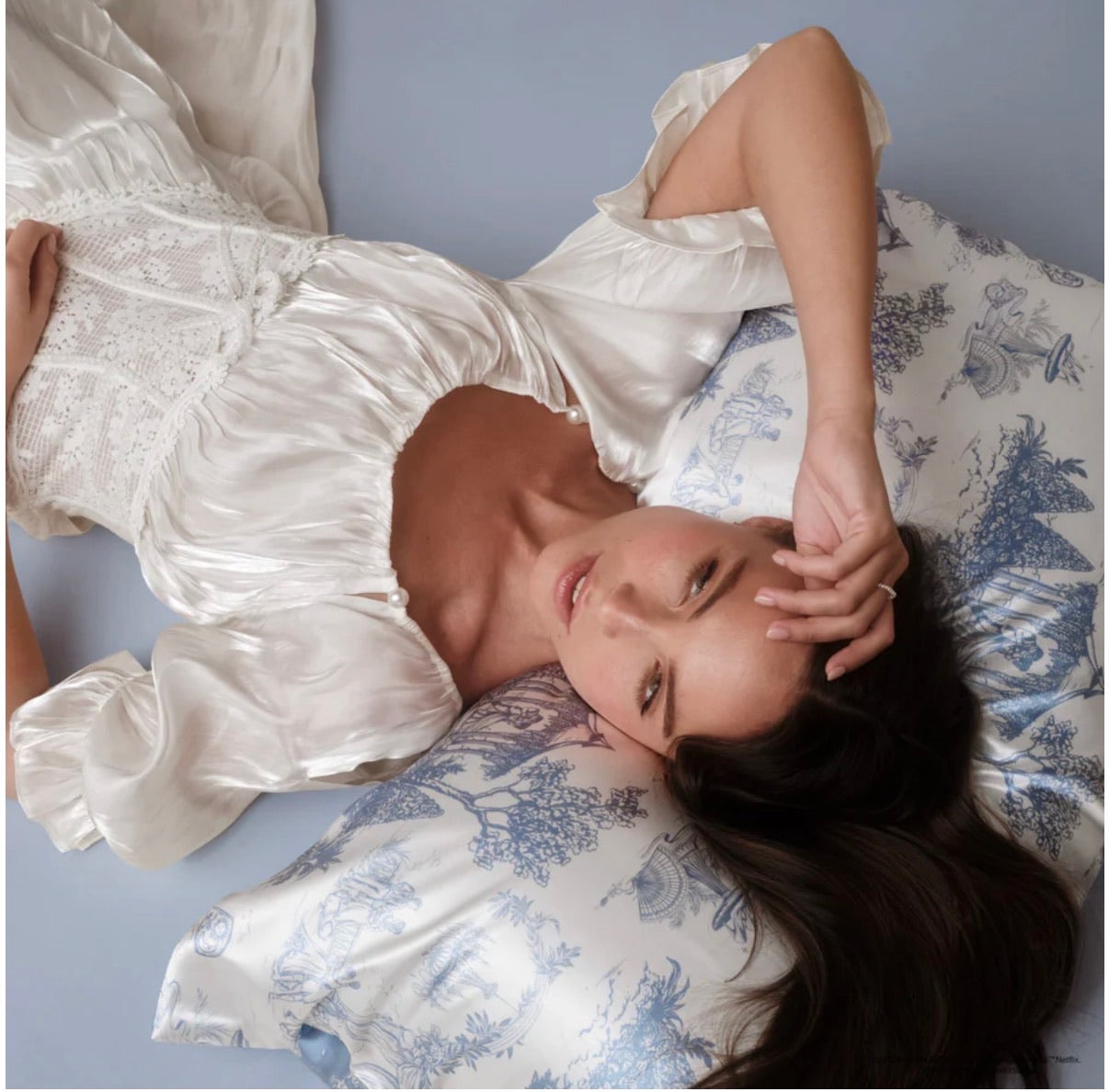 Bridgerton x Kitsch Satin Pillowcase - * 2 Options *