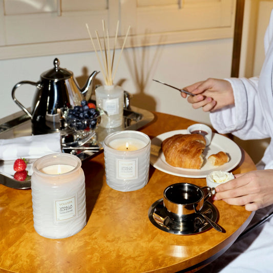 Voluspa Vanilla Sunday Candle - * Multiple Sizes *