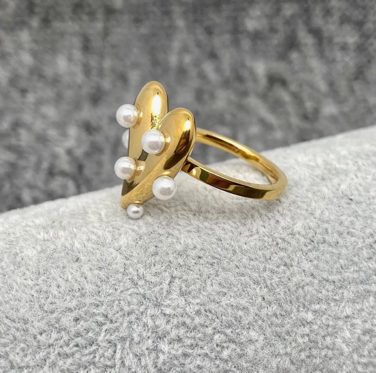 Pearly Heart Ring