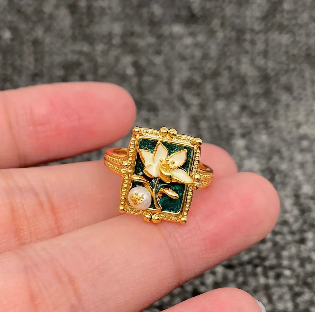 Vintage Oil Painting Style Flower Adjustable Ring