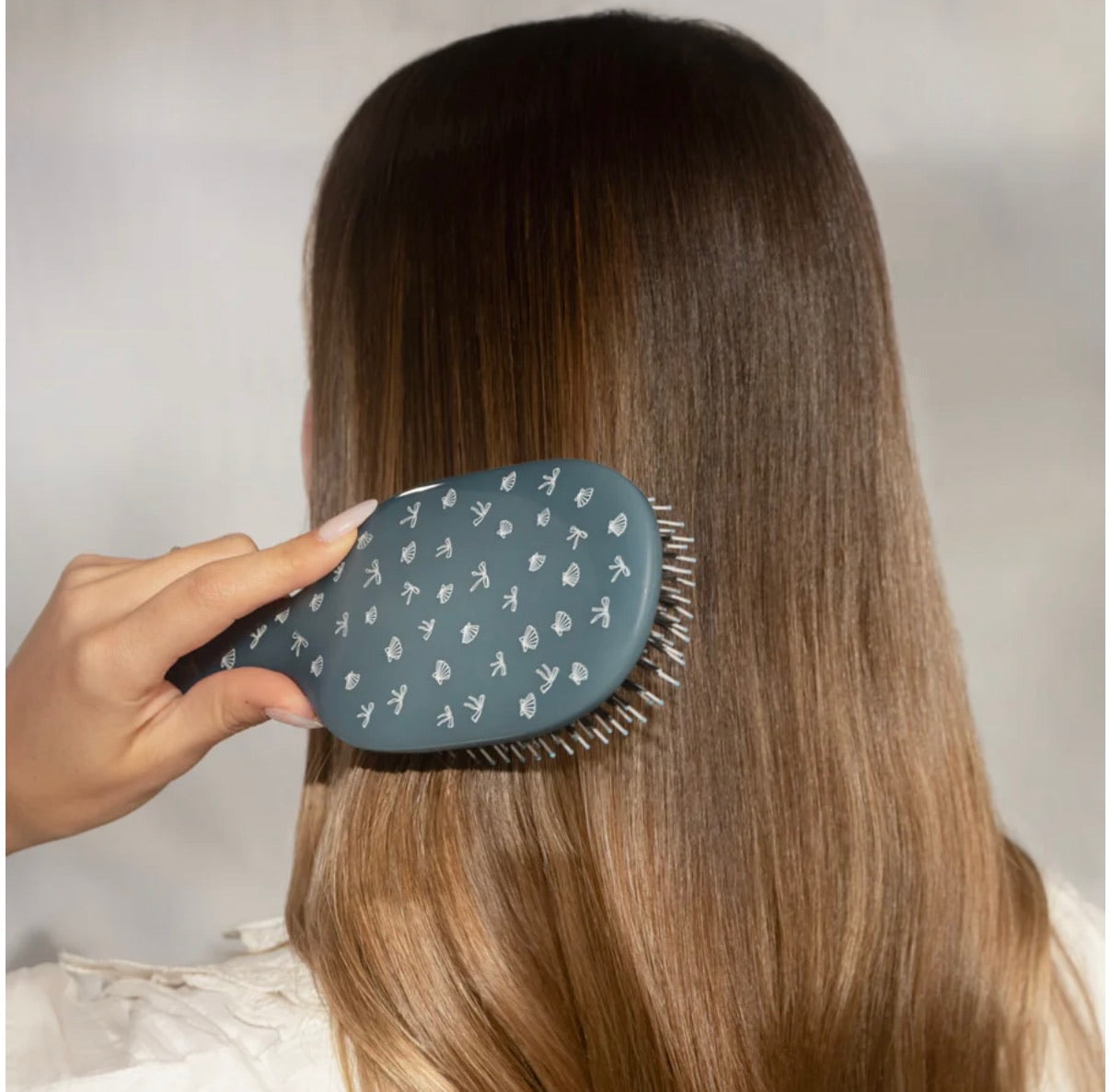Kitsch Smooth & Polish Brush - * 3 Colors *