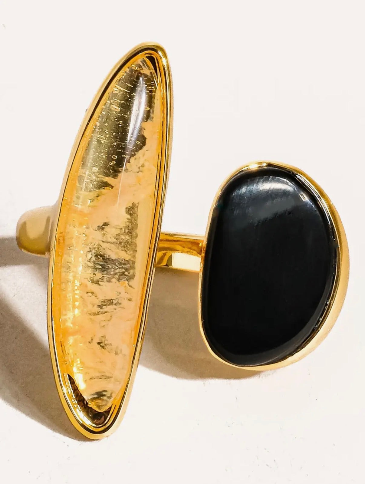 Christophe 18K Gold Vintage Black Agate Stone Ring