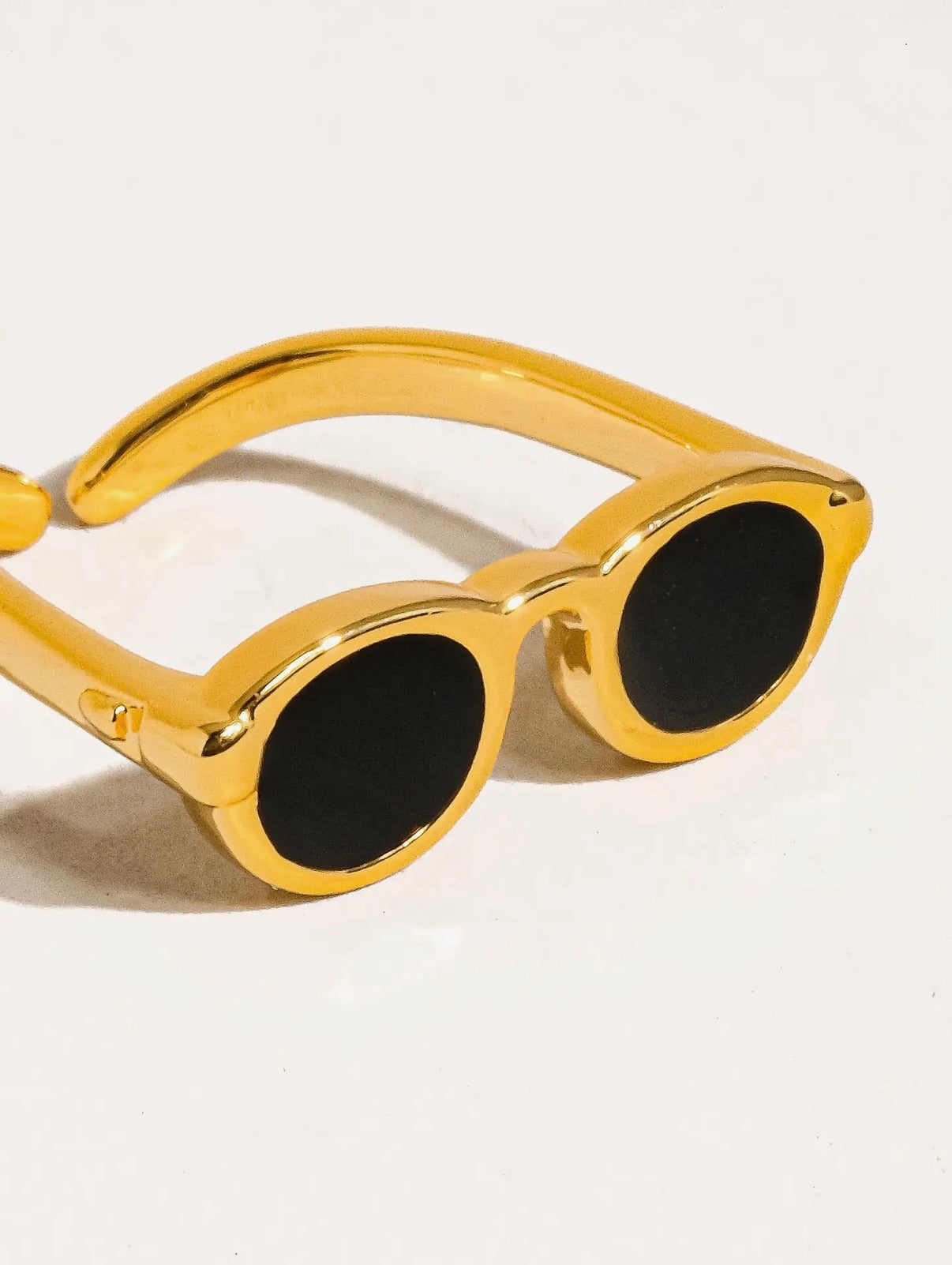 Dean 18K Gold Sunglasses Adjustable Ring