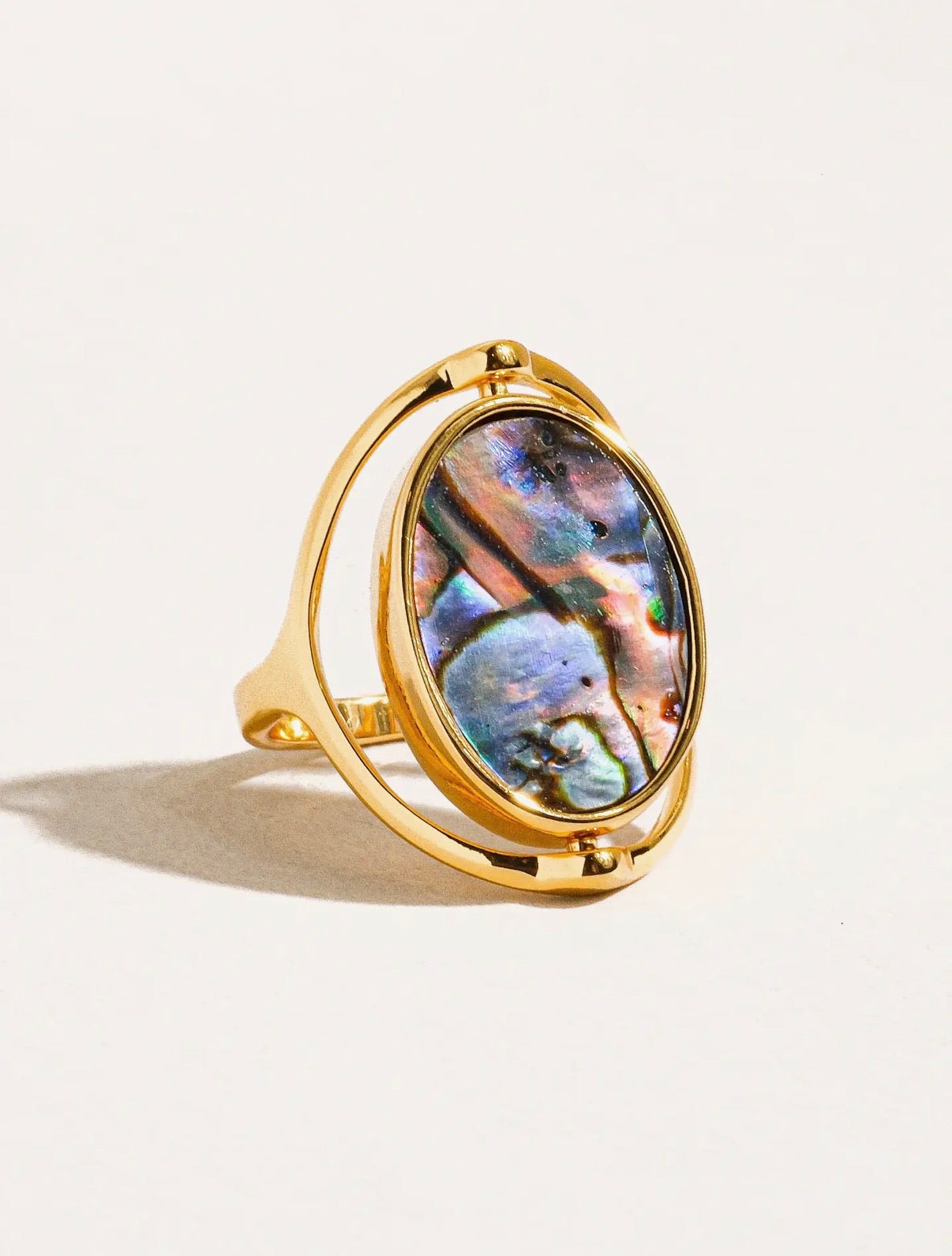 Violette 18K Gold Double-Sided Shell Ring