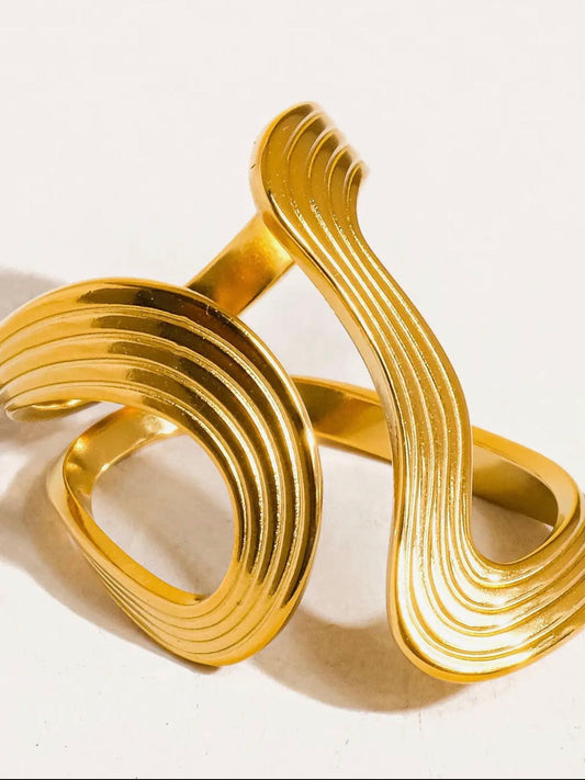 Xena 18K Gold Non-Tarnish Wavy Abstract Ring