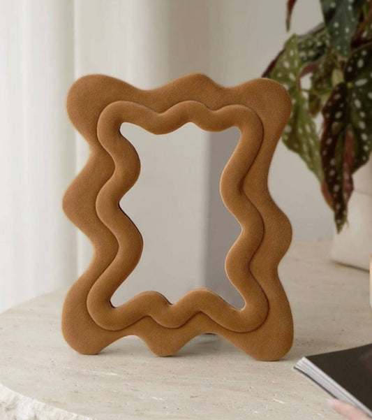 Curved Velvet Mirror - * 2 Colors *