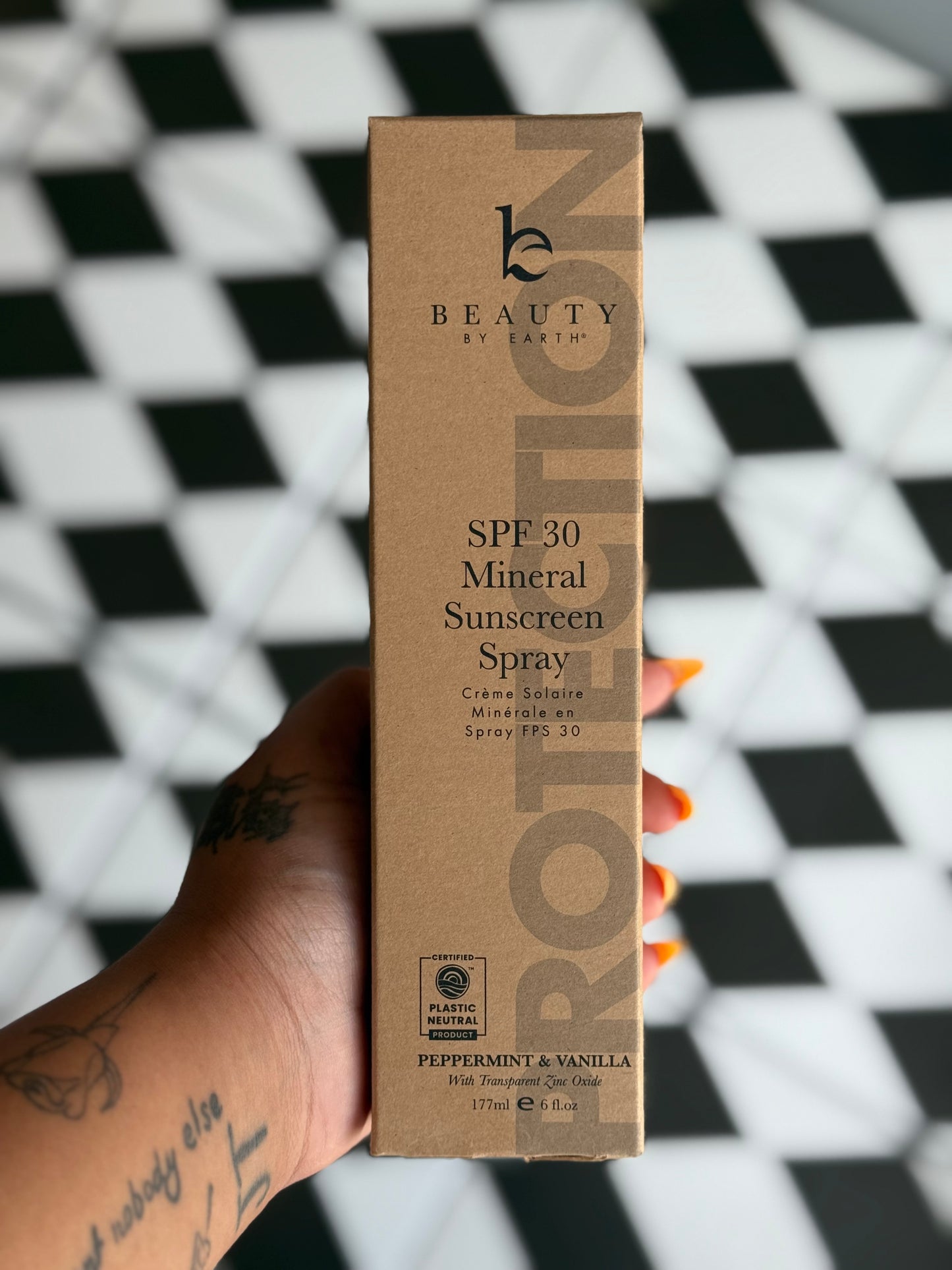 Beauty by Earth SPF Mineral Sunscreen Spray- * 2 Scents *