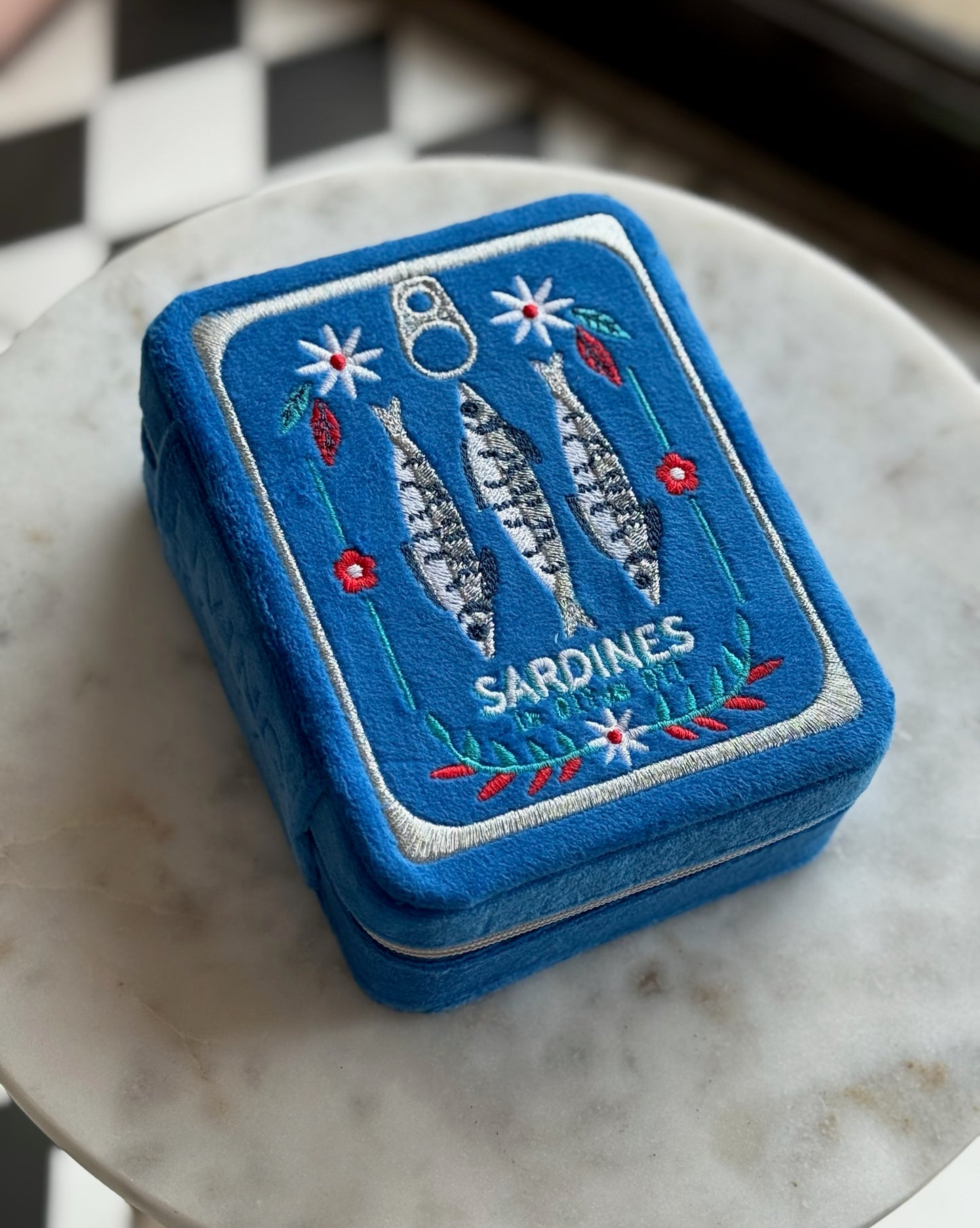 Sardine Jewelry Zip Case