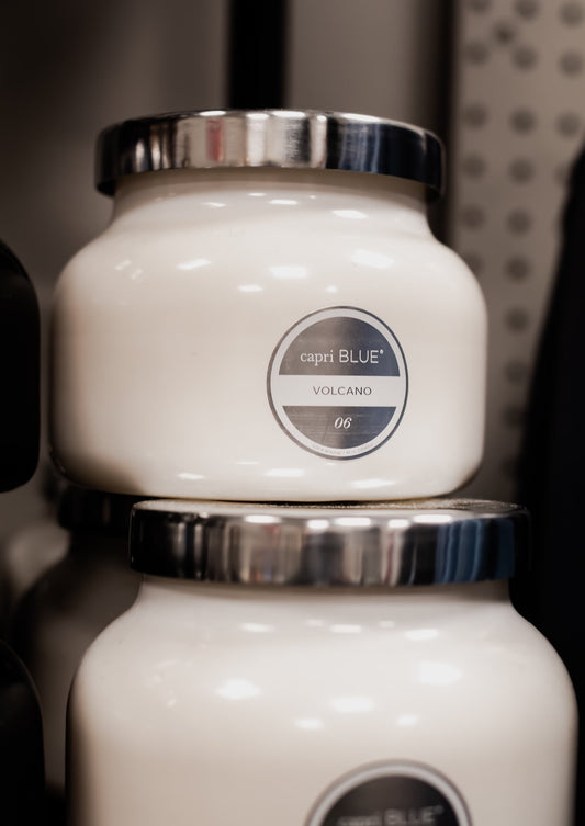 Capri Blue - Volcano White Signature Jar, 19 oz