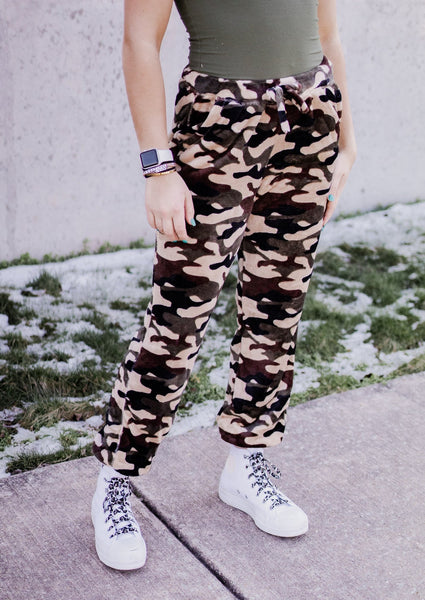 Comfy Queen Camo Jogger