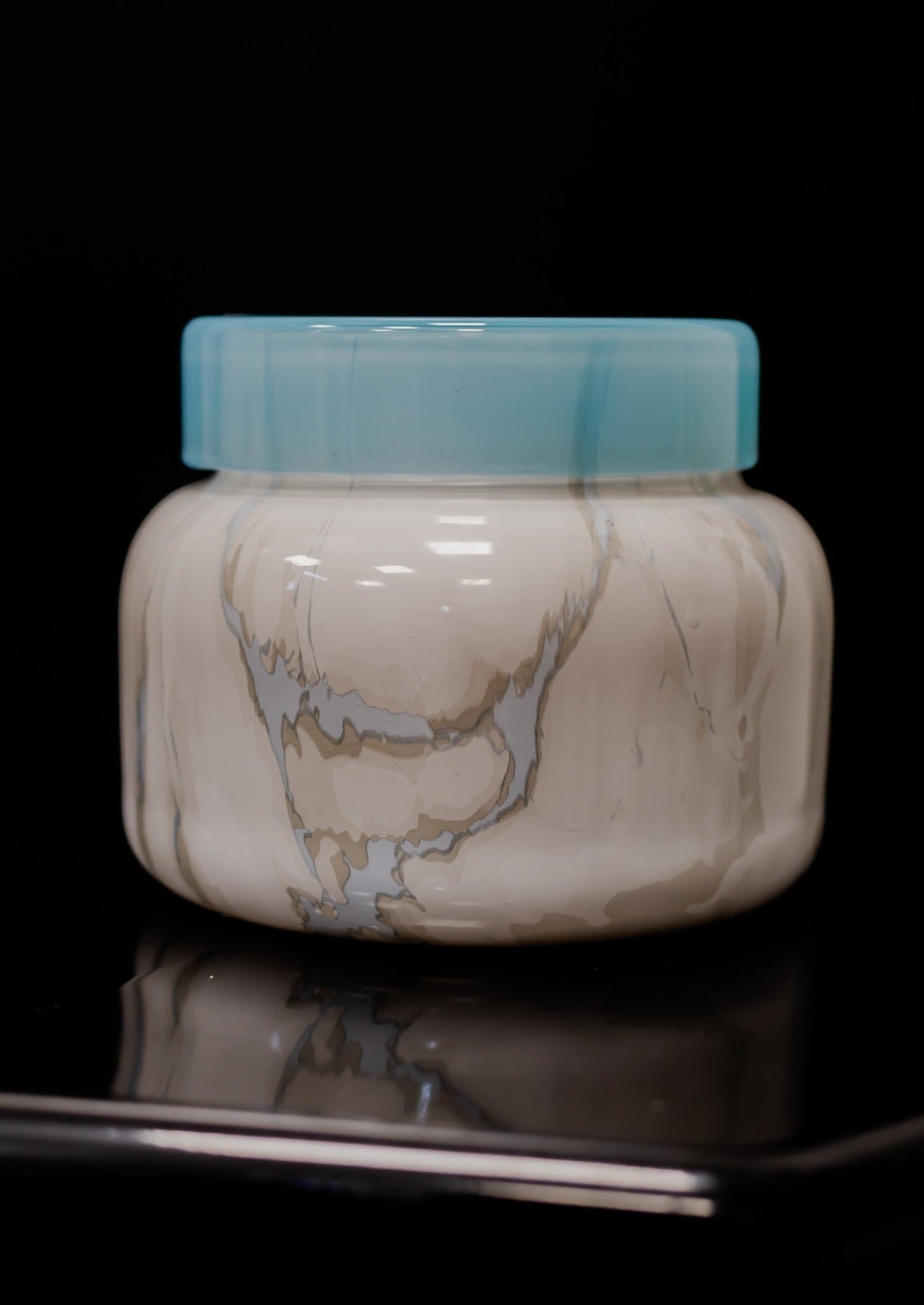 Blue Jean Modern Marble Signature Jar, 19 oz - Capri Blue